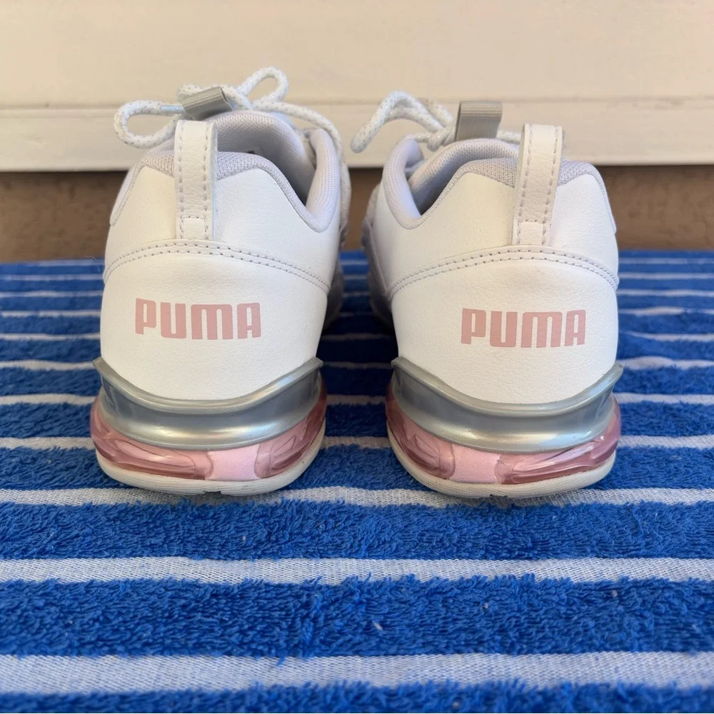 Puma Women’s Riaze Prowl SL Speckle Shoes 8.5
NWOT - Picture 3 of 8